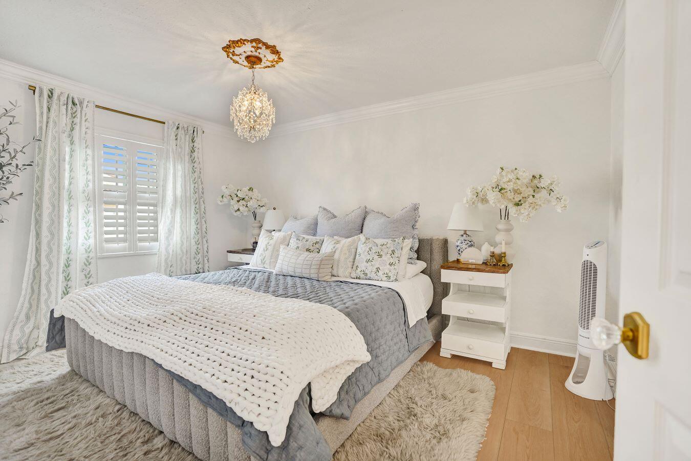 BAY REACH CONDO - Residential