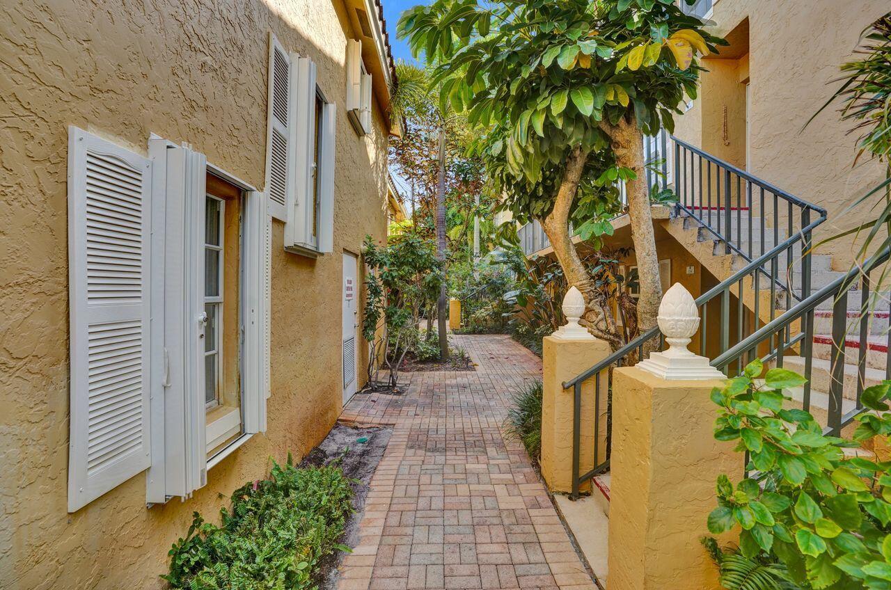 BAY REACH CONDO - Residential