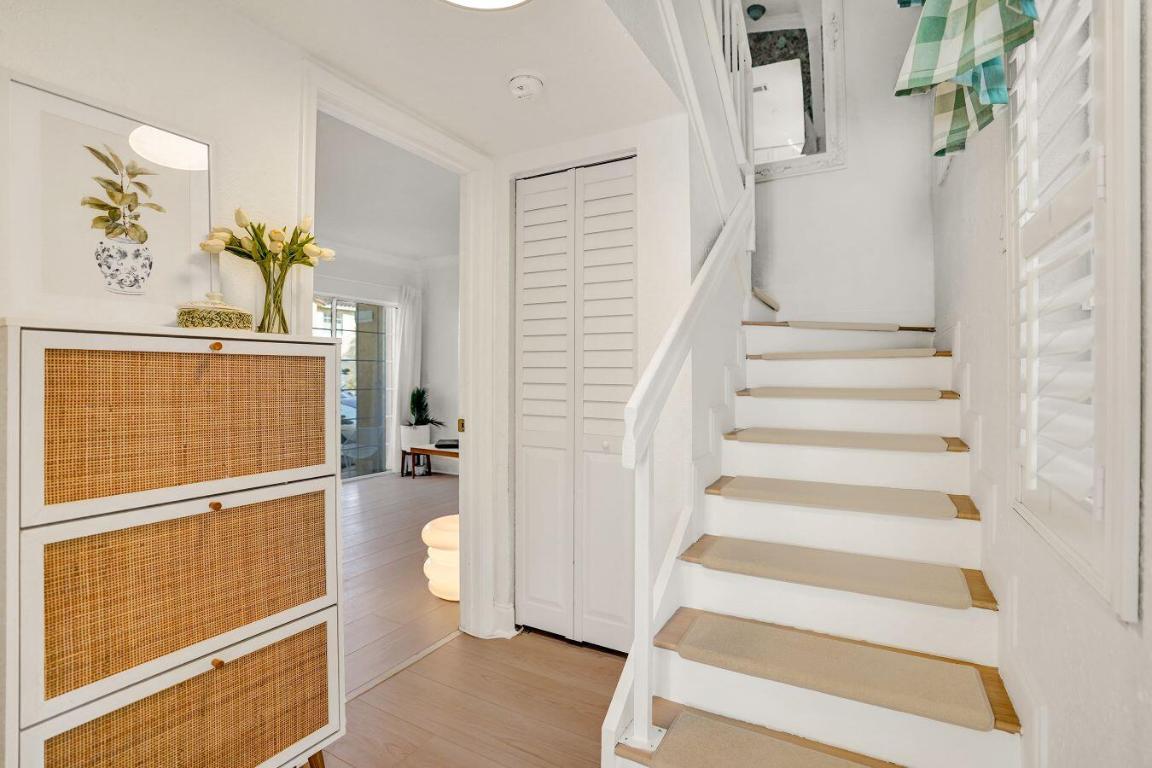 BAY REACH CONDO - Residential