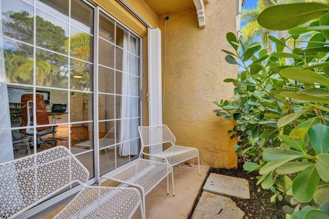 BAY REACH CONDO - Residential