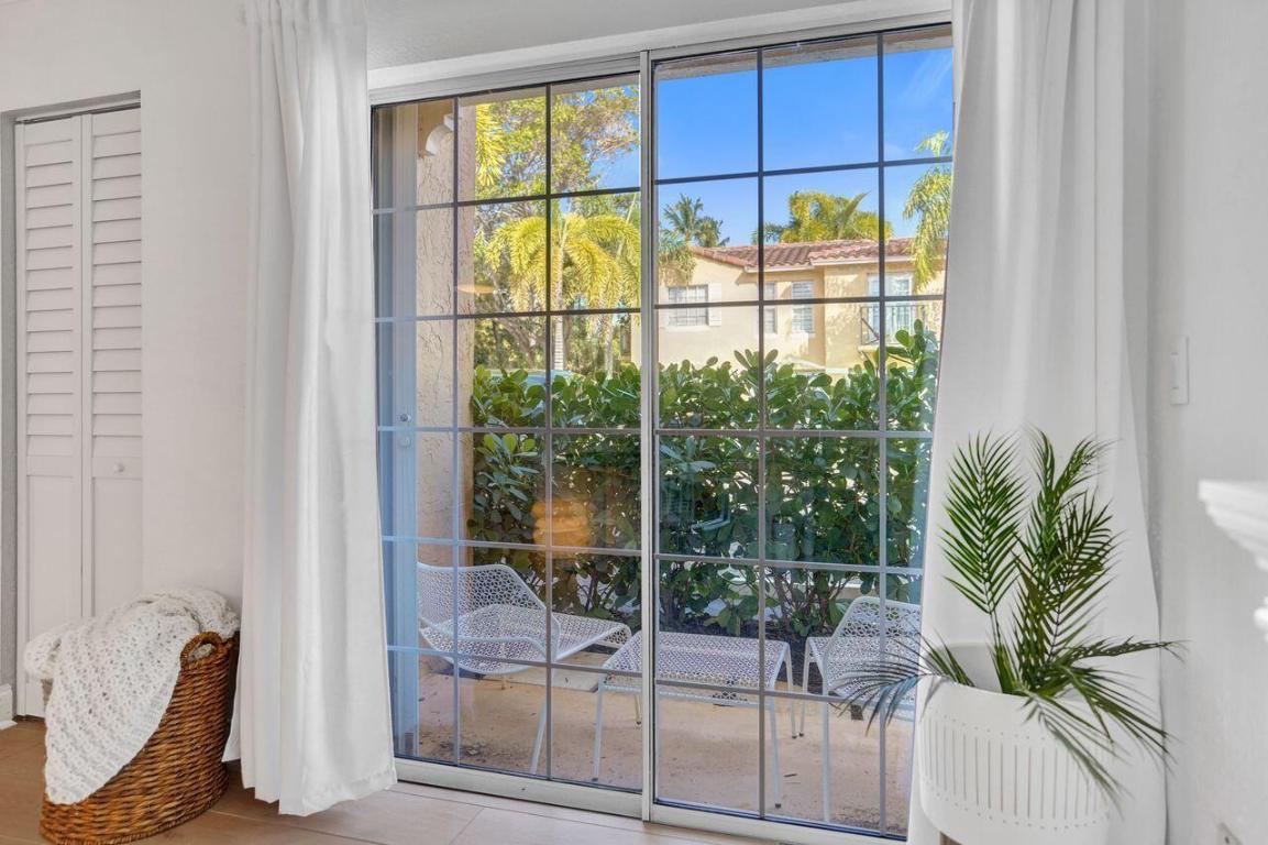 BAY REACH CONDO - Residential