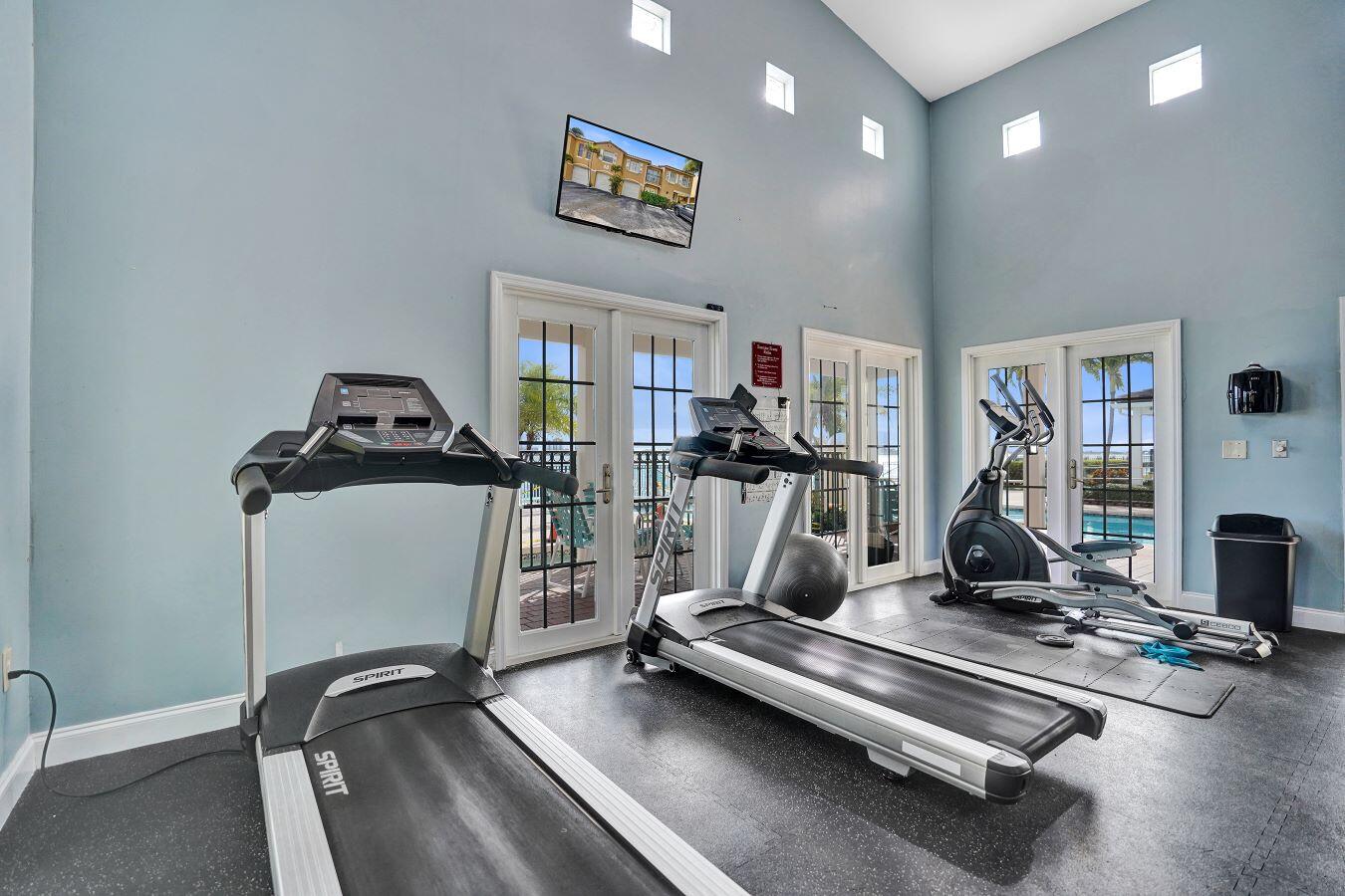 BAY REACH CONDO - Residential