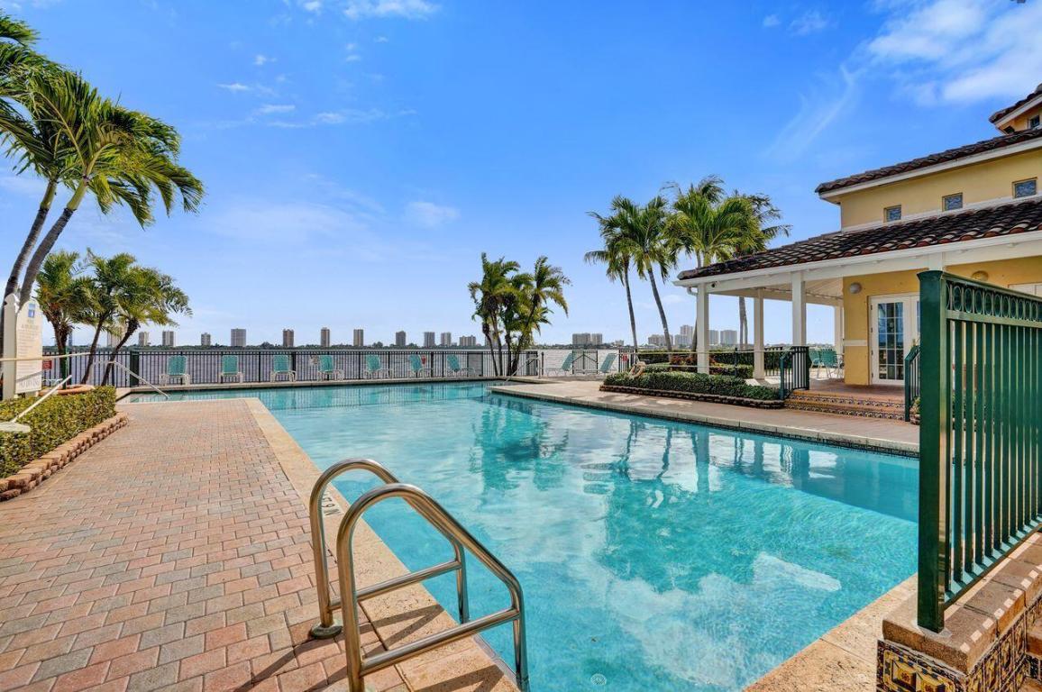 BAY REACH CONDO - Residential