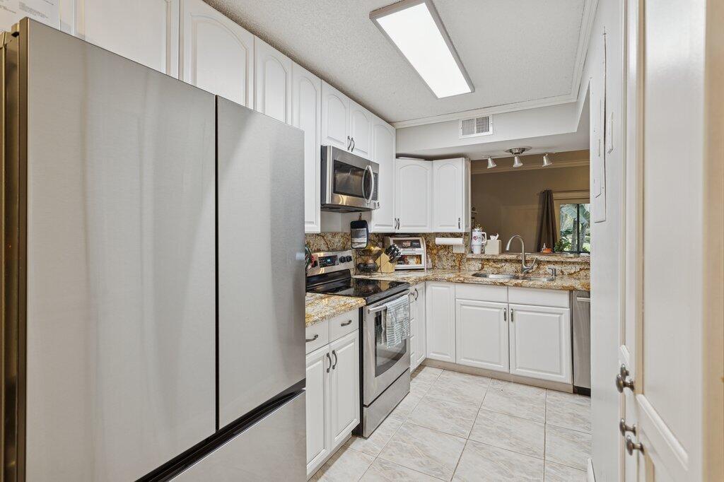 10272 Hidden Springs Court