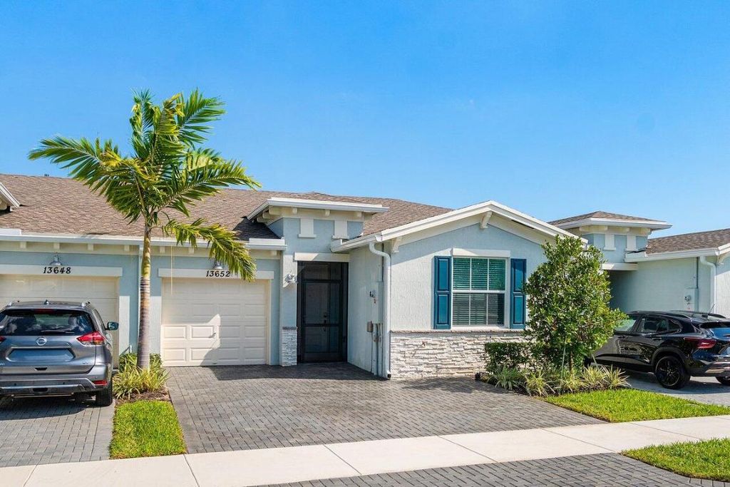 Photo of 13652 Night Sky Pl, Delray Beach, FL 33484 (MLS # R11141334)