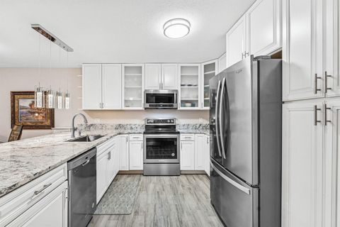 Half Moon Bay Hypoluxo 2% Listing Commission and Global Marketing 18900 Stewart Circle 2 Boca Raton FL 33496