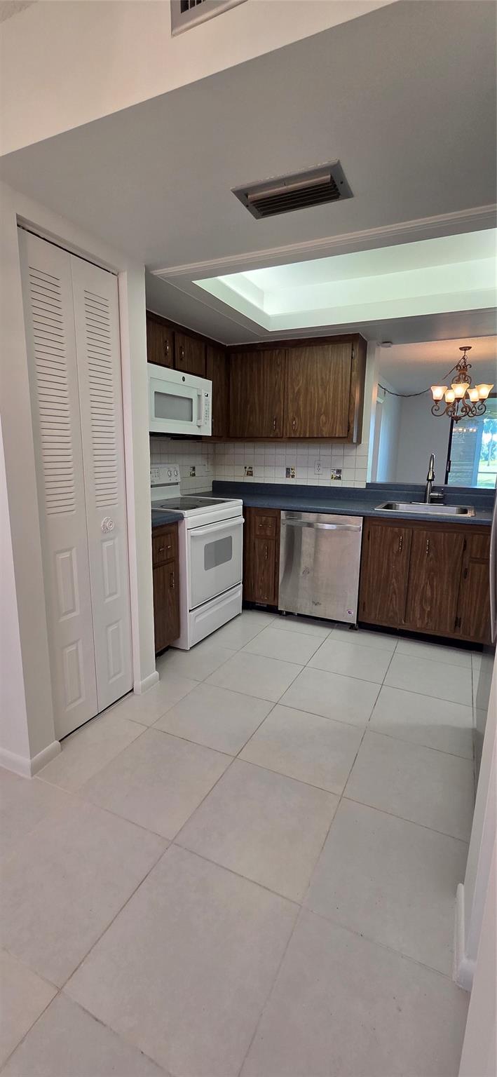 36 Of Palm Spgs 3 Condo - Residential Lease