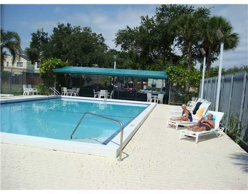 FLAMINGO GARDENS PHASE 4 - Residential