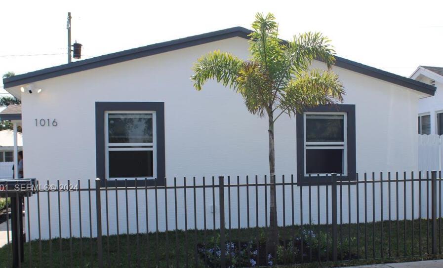 TAMARIND PARK - Residential Lease