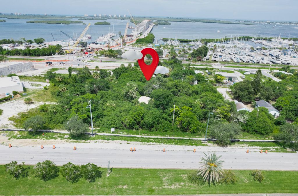 Photo of 2017 N 3rd Street, Fort Pierce, FL 34946 (MLS # R11124199)
