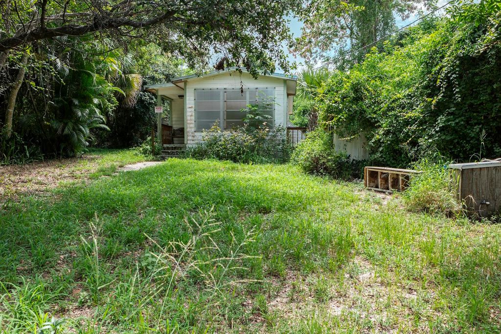 Photo of 2017 N 3rd Street, Fort Pierce, FL 34946 (MLS # R11124199)
