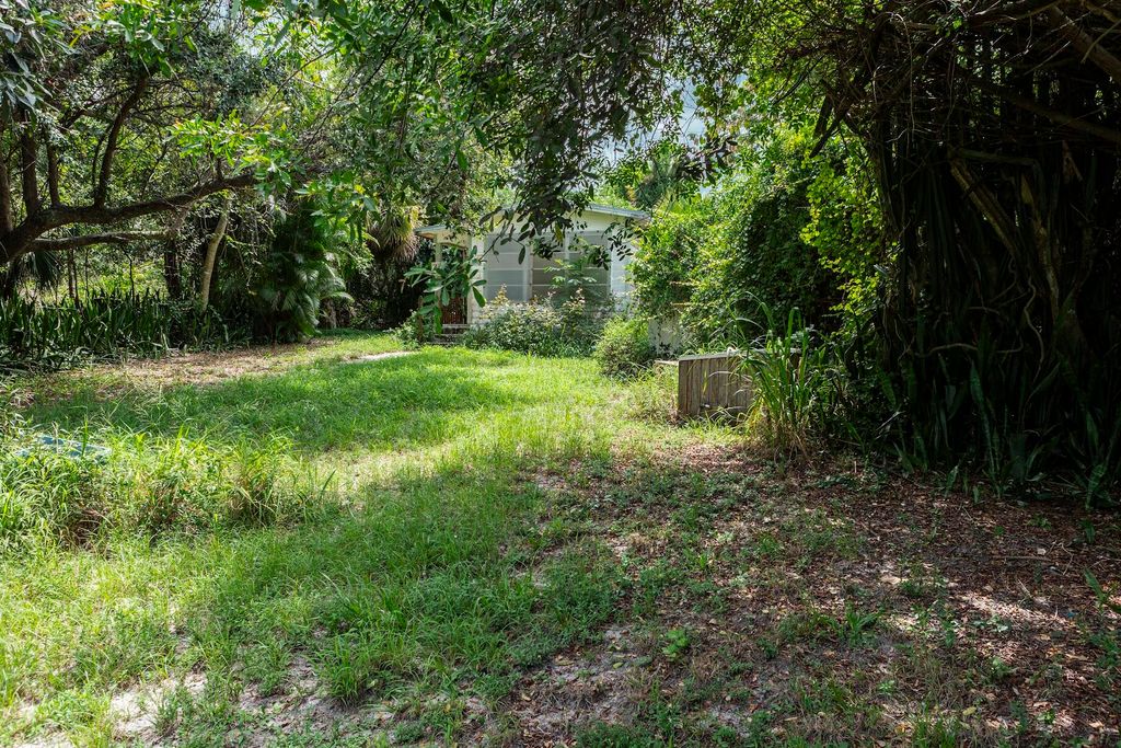 Photo of 2017 N 3rd Street, Fort Pierce, FL 34946 (MLS # R11124199)