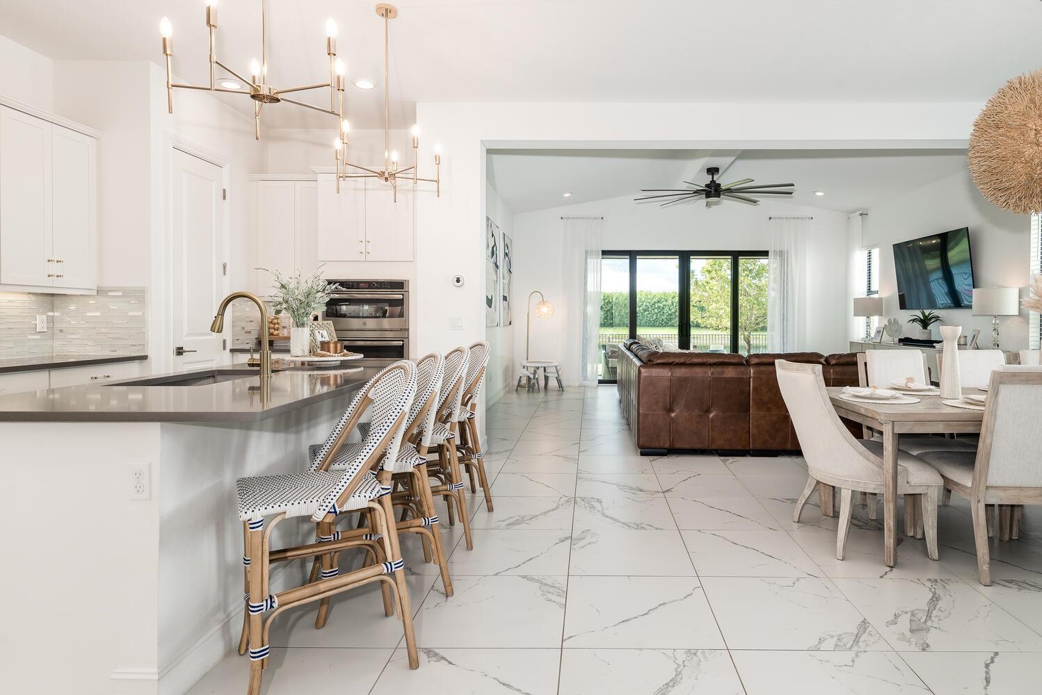 PALM MEADOWS ESTATES - Residential