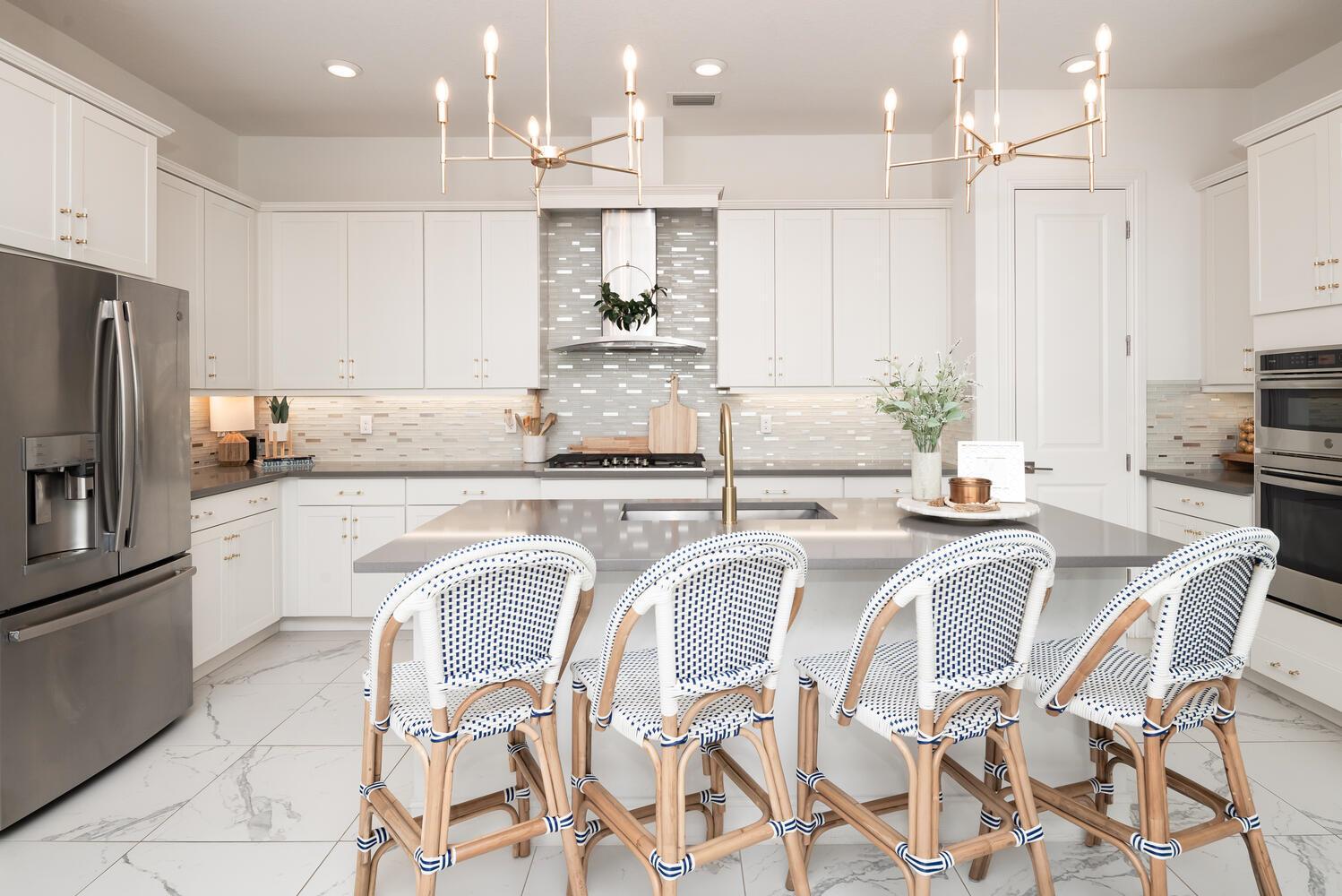 PALM MEADOWS ESTATES - Residential