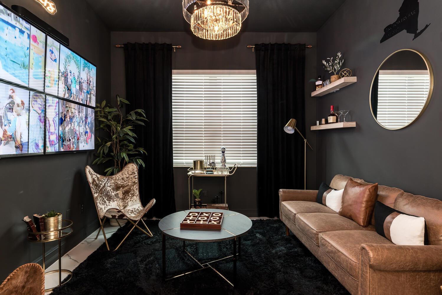 PALM MEADOWS ESTATES - Residential