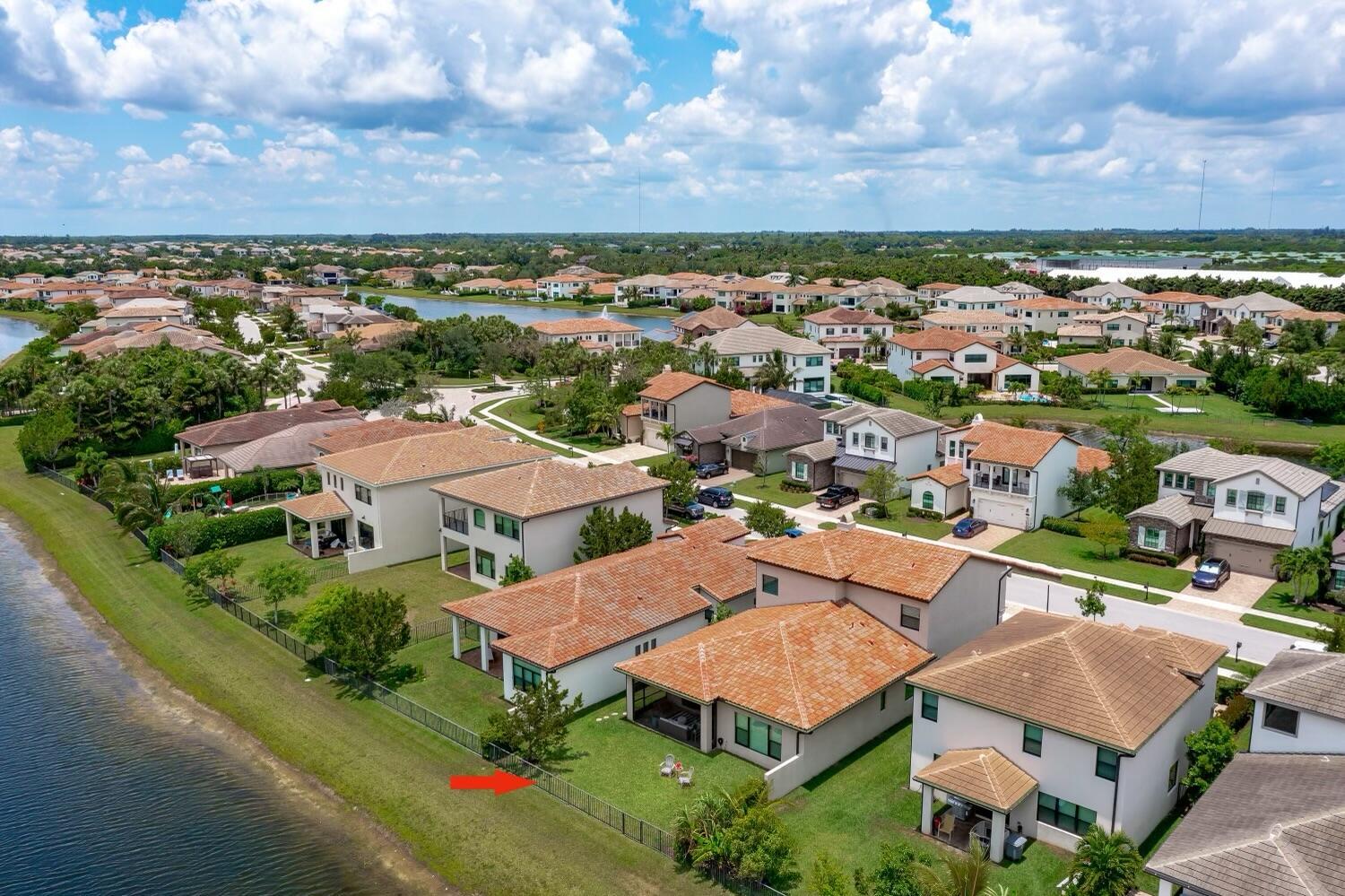PALM MEADOWS ESTATES - Residential