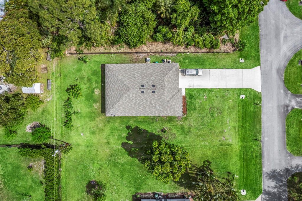 Photo of 7100 Coquina Avenue, Fort Pierce, FL 34951 (MLS # F10490711)