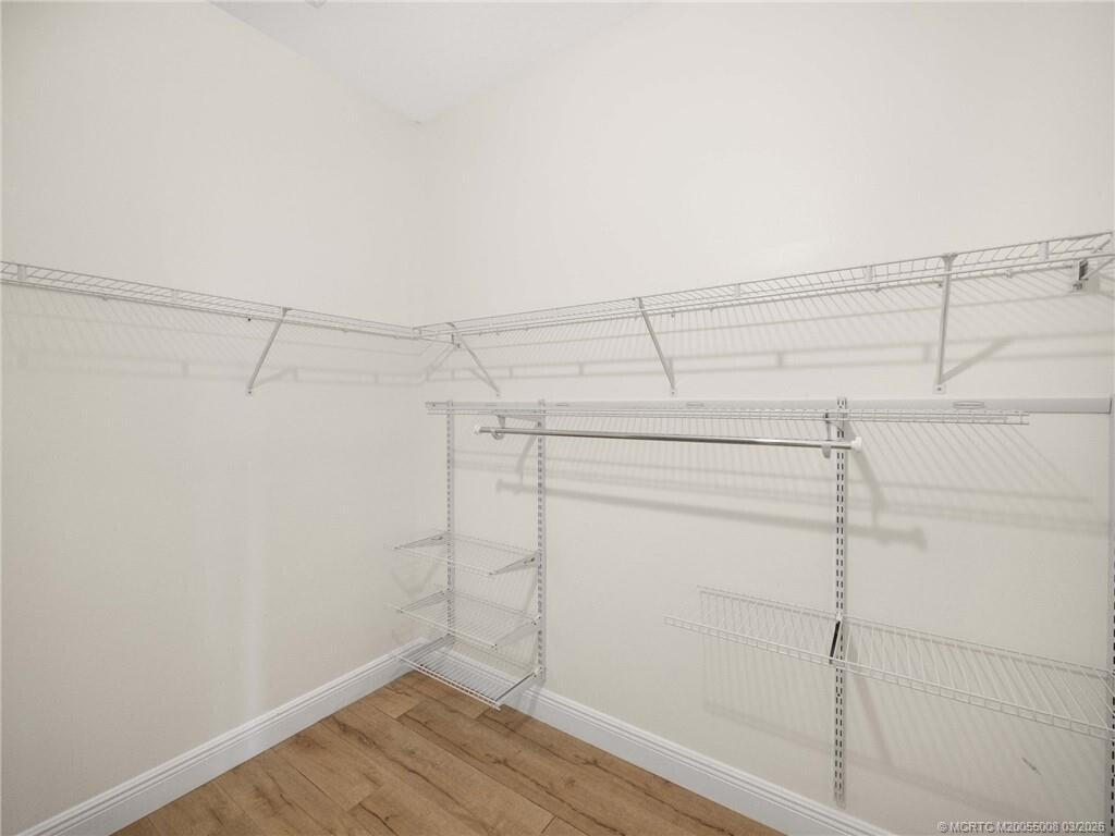 Hammock Lakes Ph I - Residential Lease