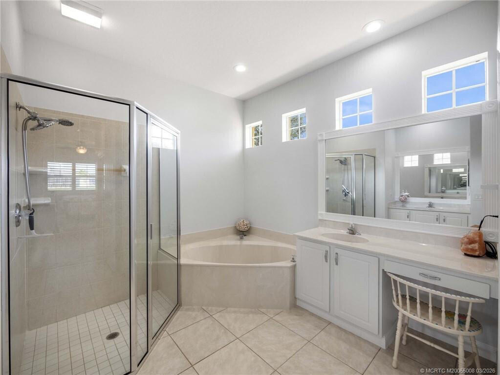 Hammock Lakes Ph I - Residential Lease