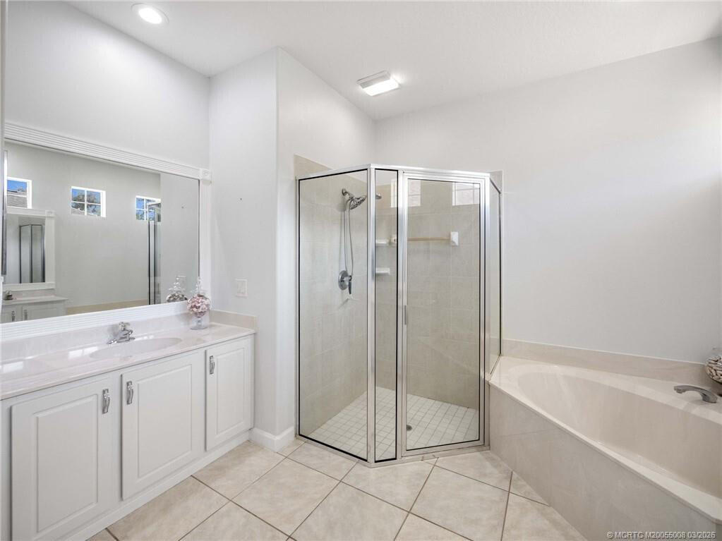 Hammock Lakes Ph I - Residential Lease