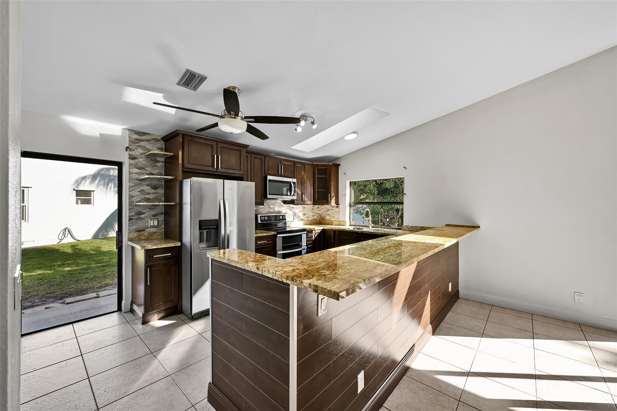 Cypress Glen 104-26 B - Residential