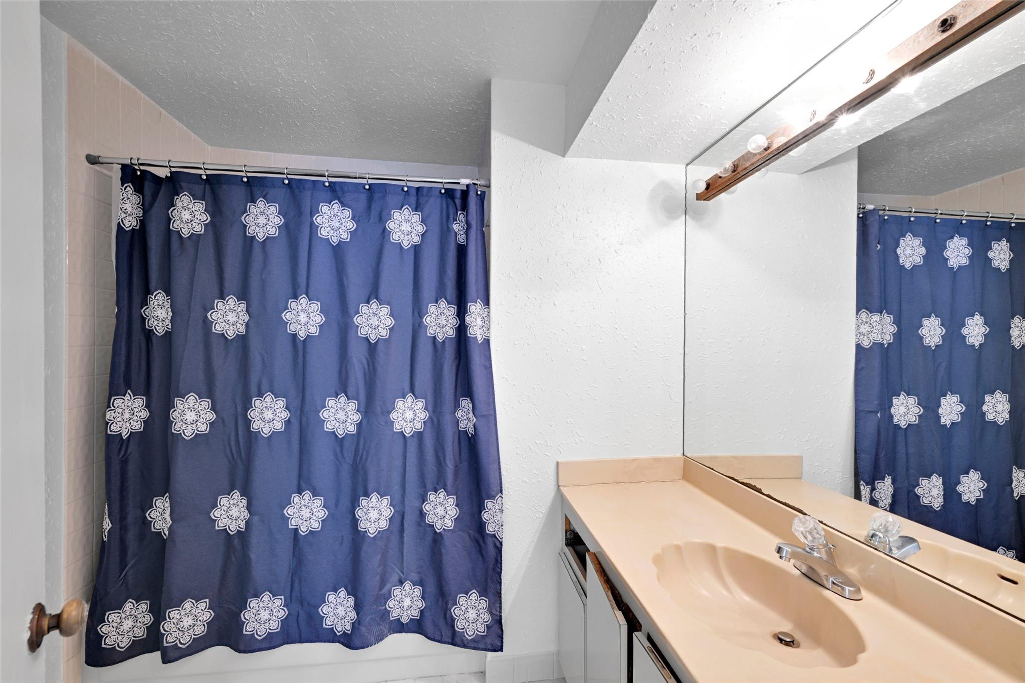 Cypress Glen 104-26 B - Residential