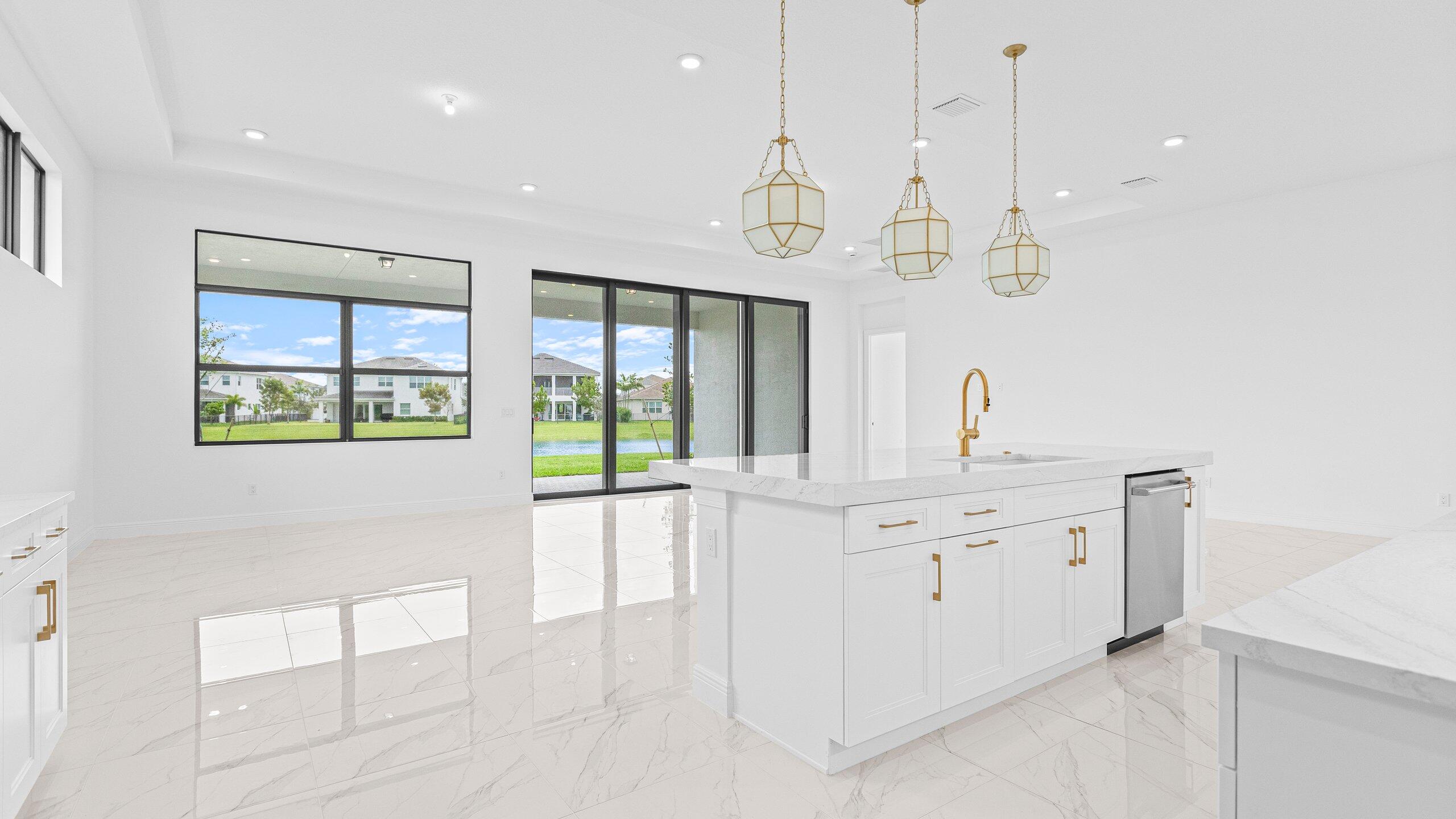 CRESSWIND PALM BEACH - Residential