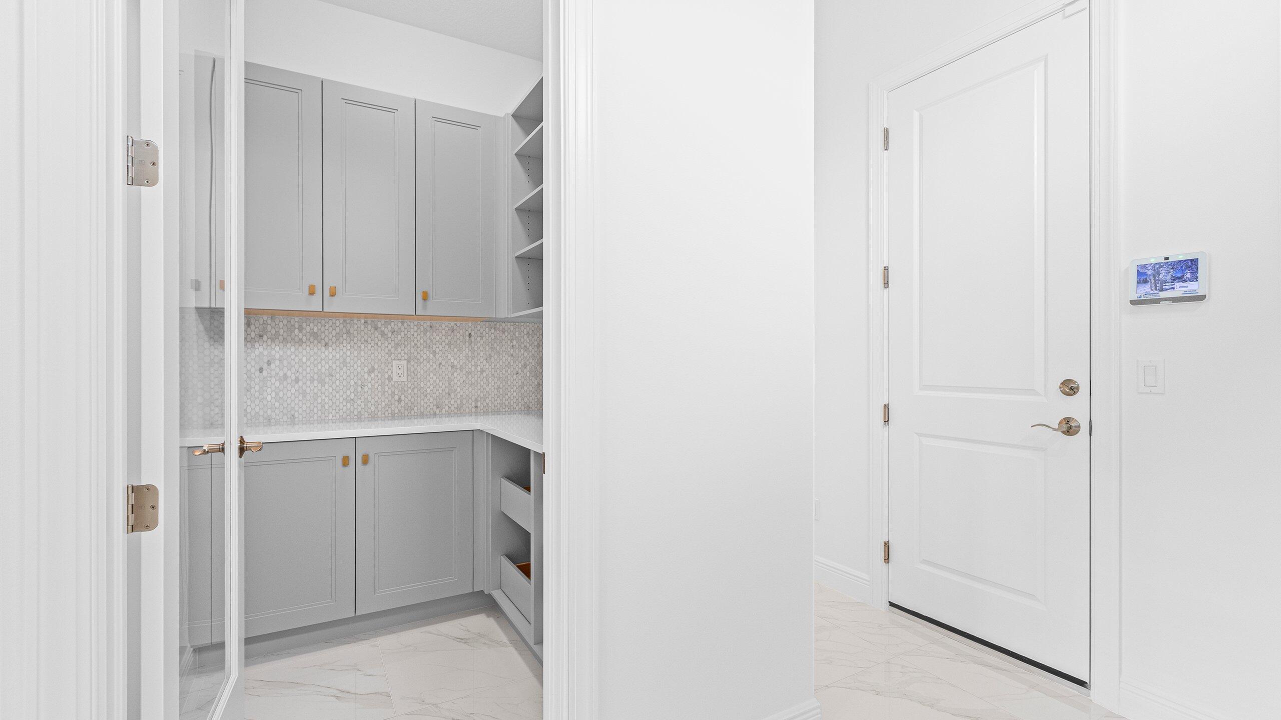 CRESSWIND PALM BEACH - Residential