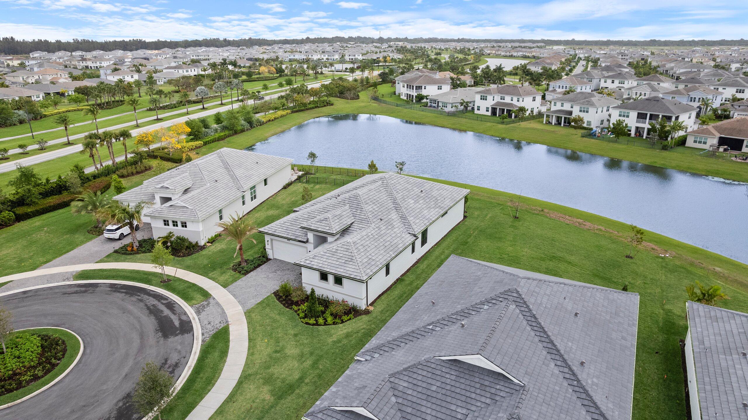 CRESSWIND PALM BEACH - Residential