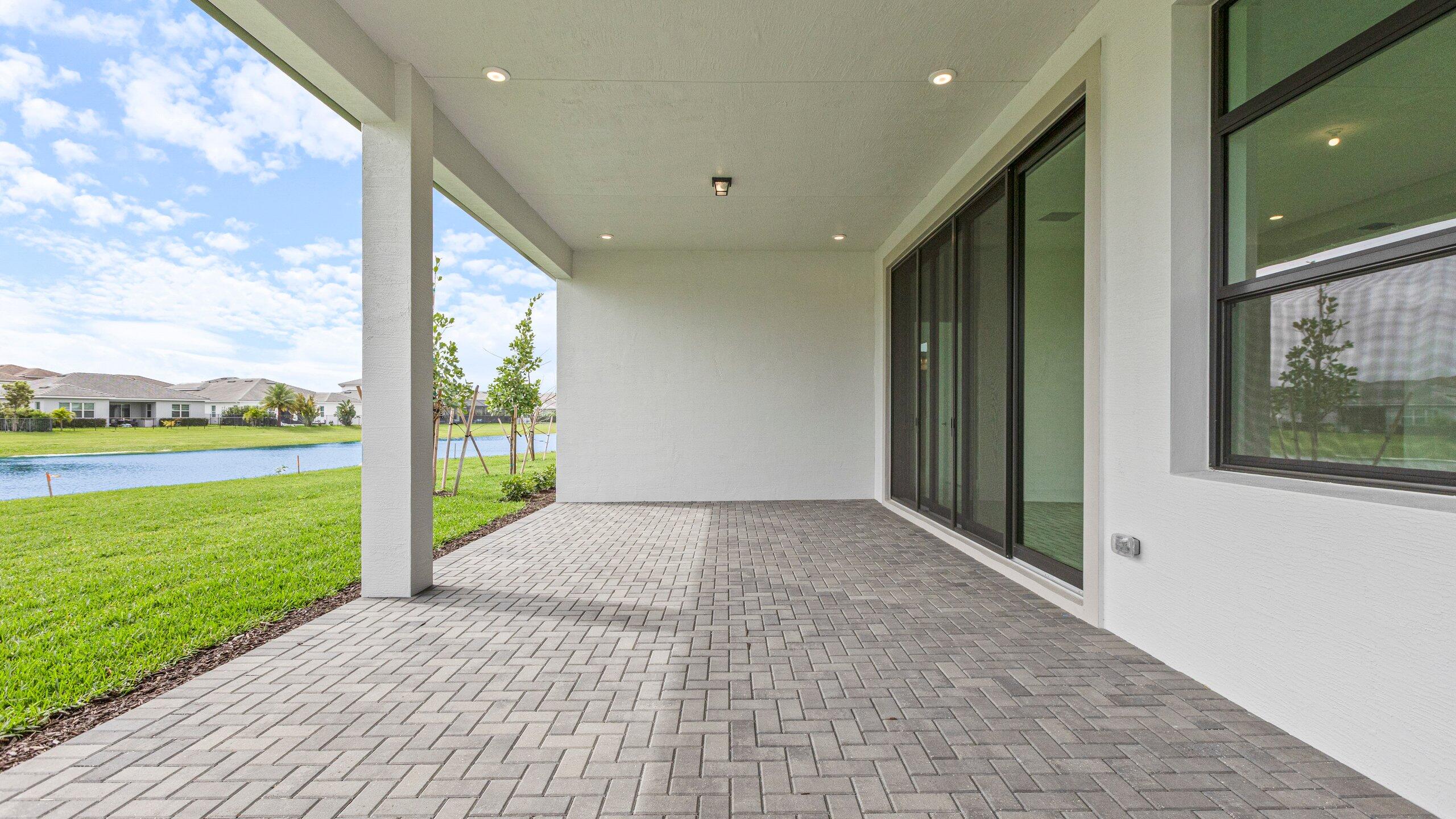 CRESSWIND PALM BEACH - Residential