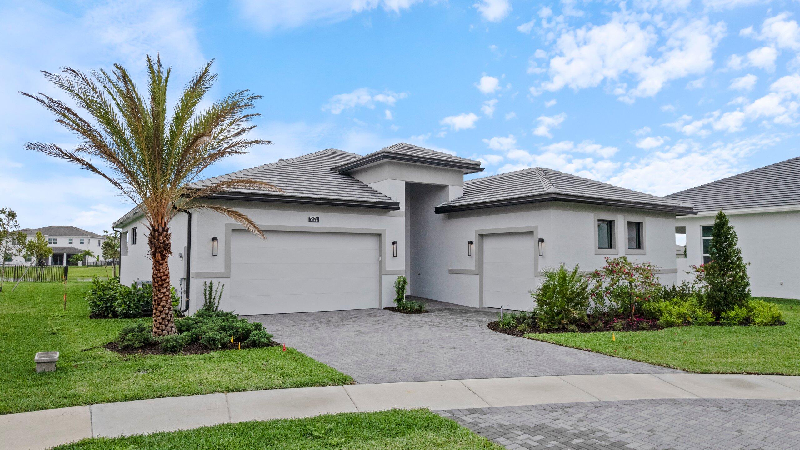 CRESSWIND PALM BEACH - Residential