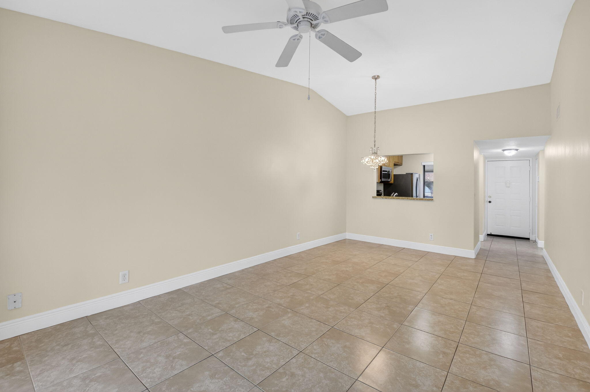 21943 REMSEN Terrace 207