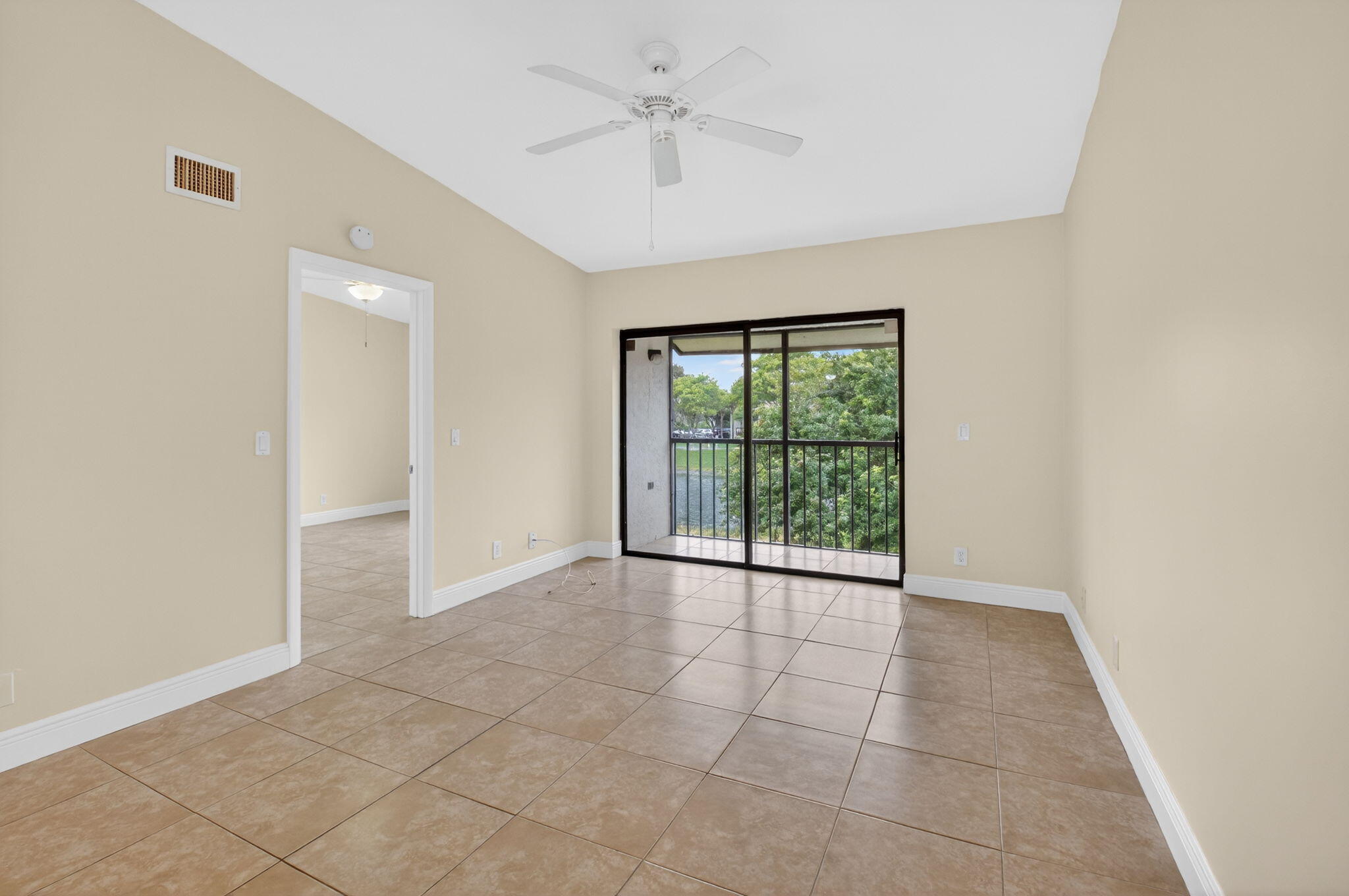 21943 REMSEN Terrace 207