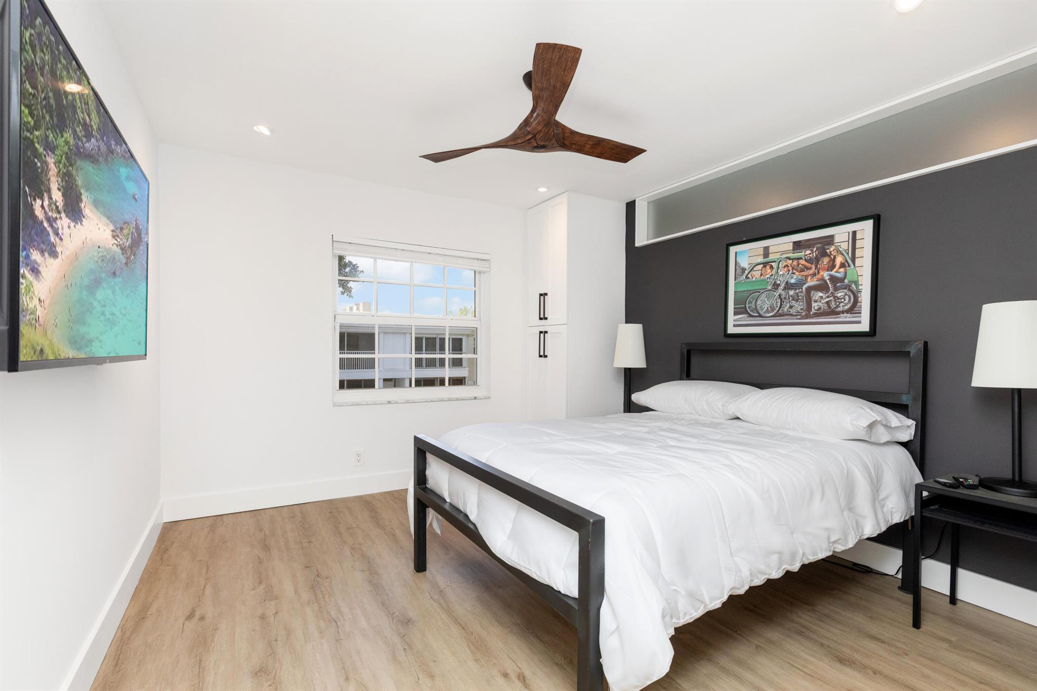 Bay Colony Club - Residential Lease