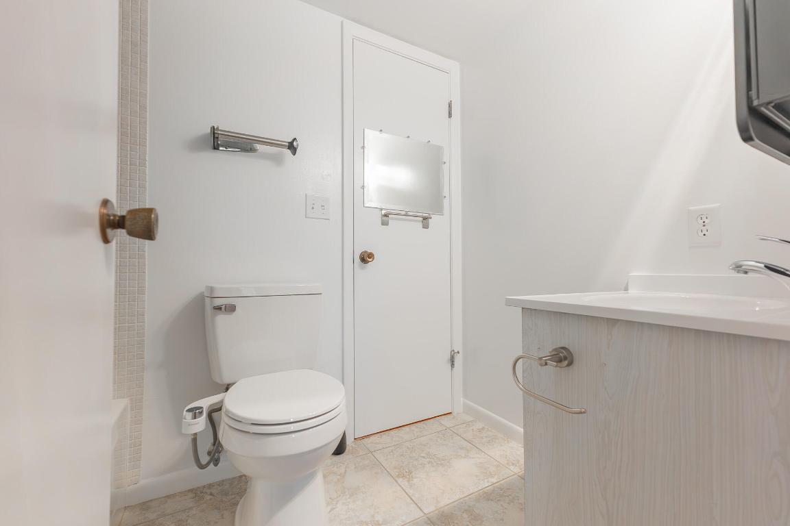 KING MOUNTAIN CONDO (AKA MONTEREY YACHT & COUNTRY - Residential