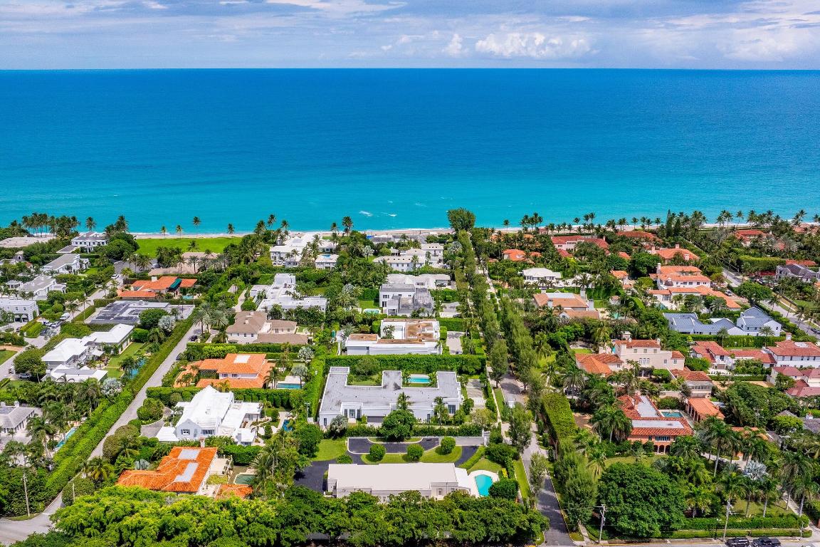 WELLS CIRCLE REPLAT PB26P244 & PB28P52 - Land