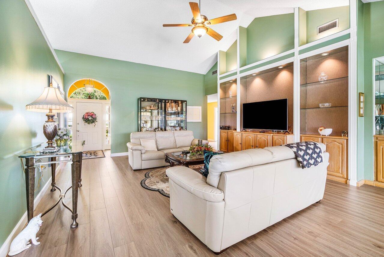 2306 Bear Pt.