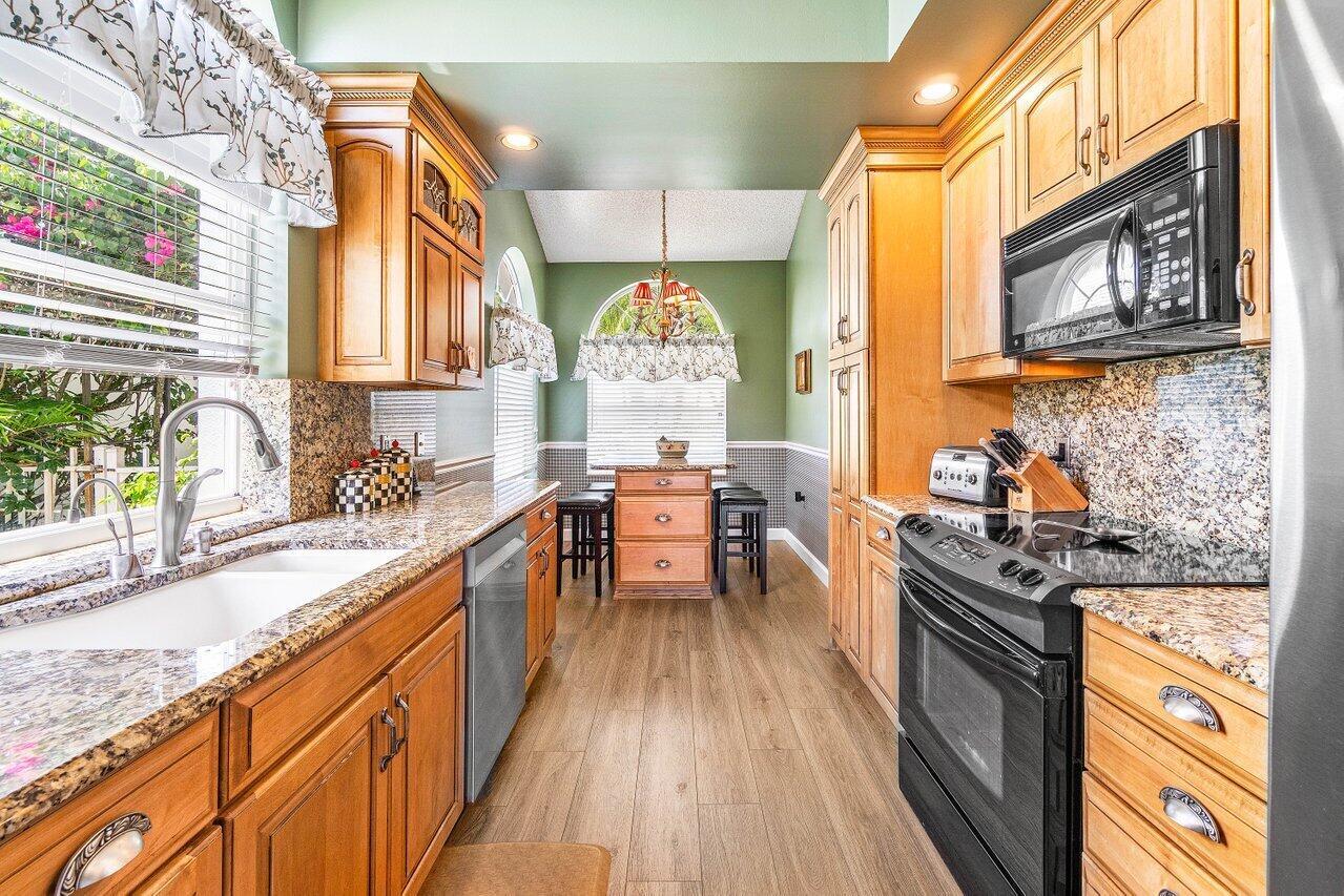 2306 Bear Pt.