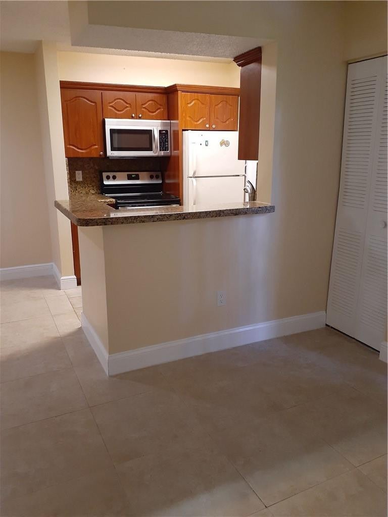 1247 SW 46TH Avenue 1307