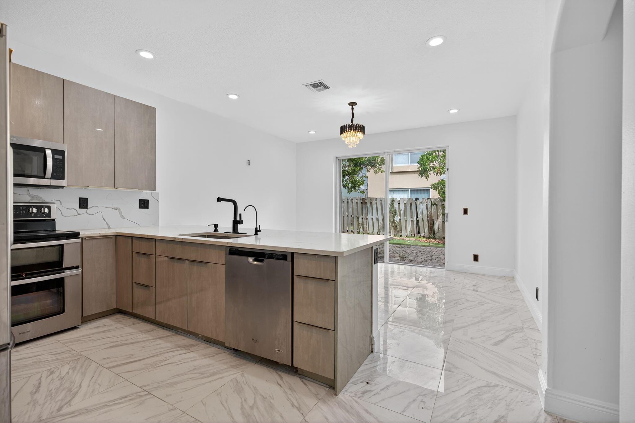 BRIGER PARS G, H AND J - Residential