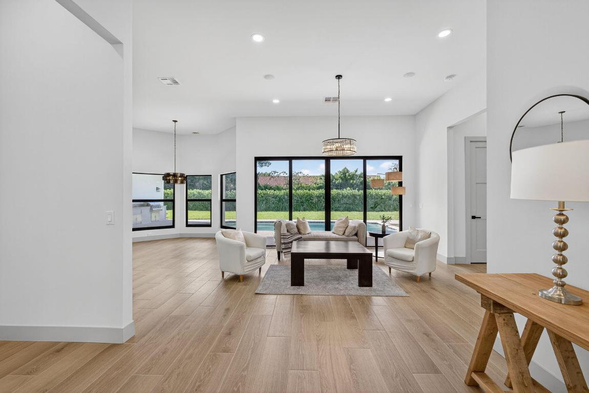 Heritage Oaks - Residential