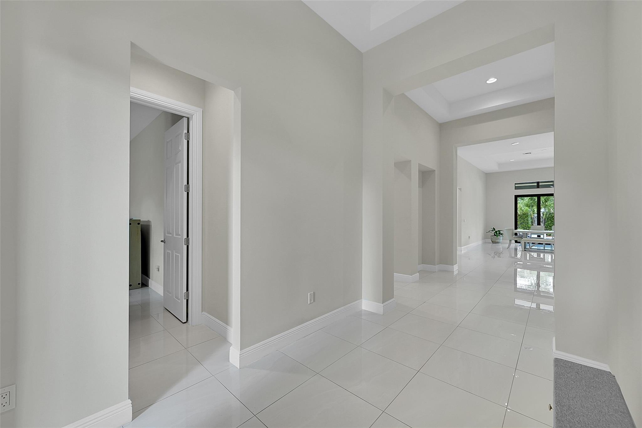 Parkland Royale 182-60 B - Residential