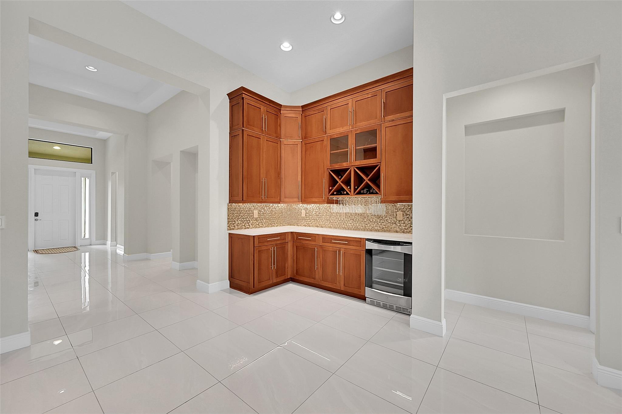 Parkland Royale 182-60 B - Residential