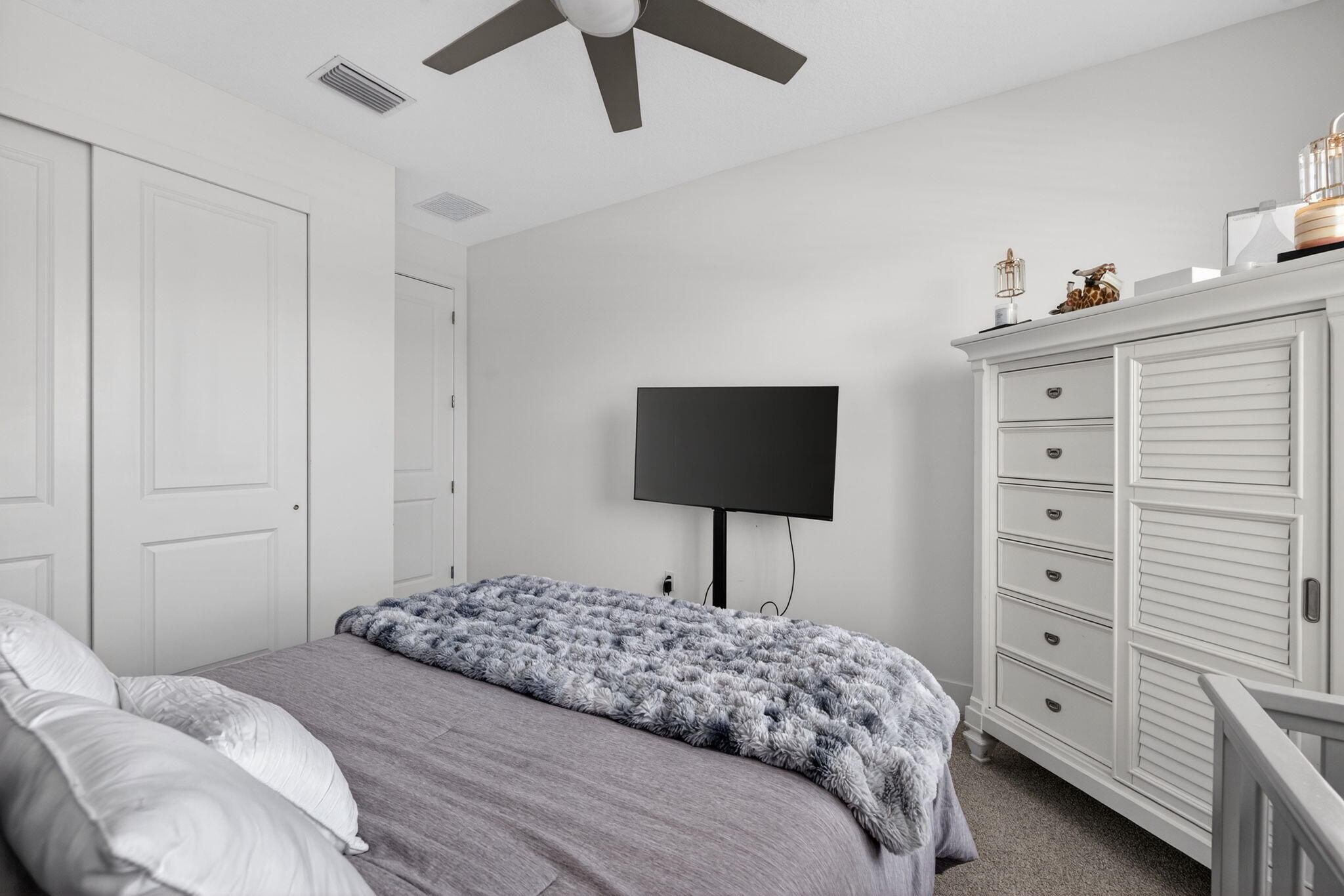 TELARO AT SOUTHERN GROVE PLAT 2 - Residential