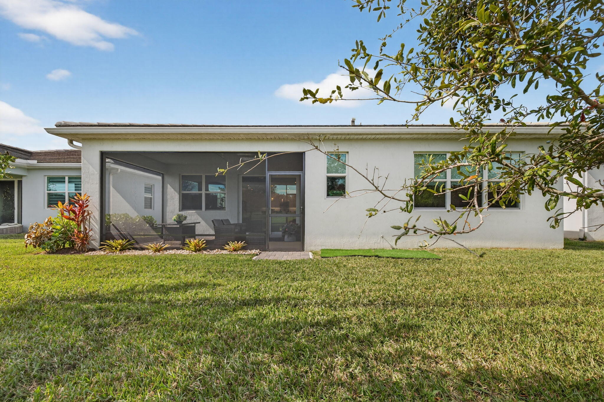 TELARO AT SOUTHERN GROVE PLAT 2 - Residential