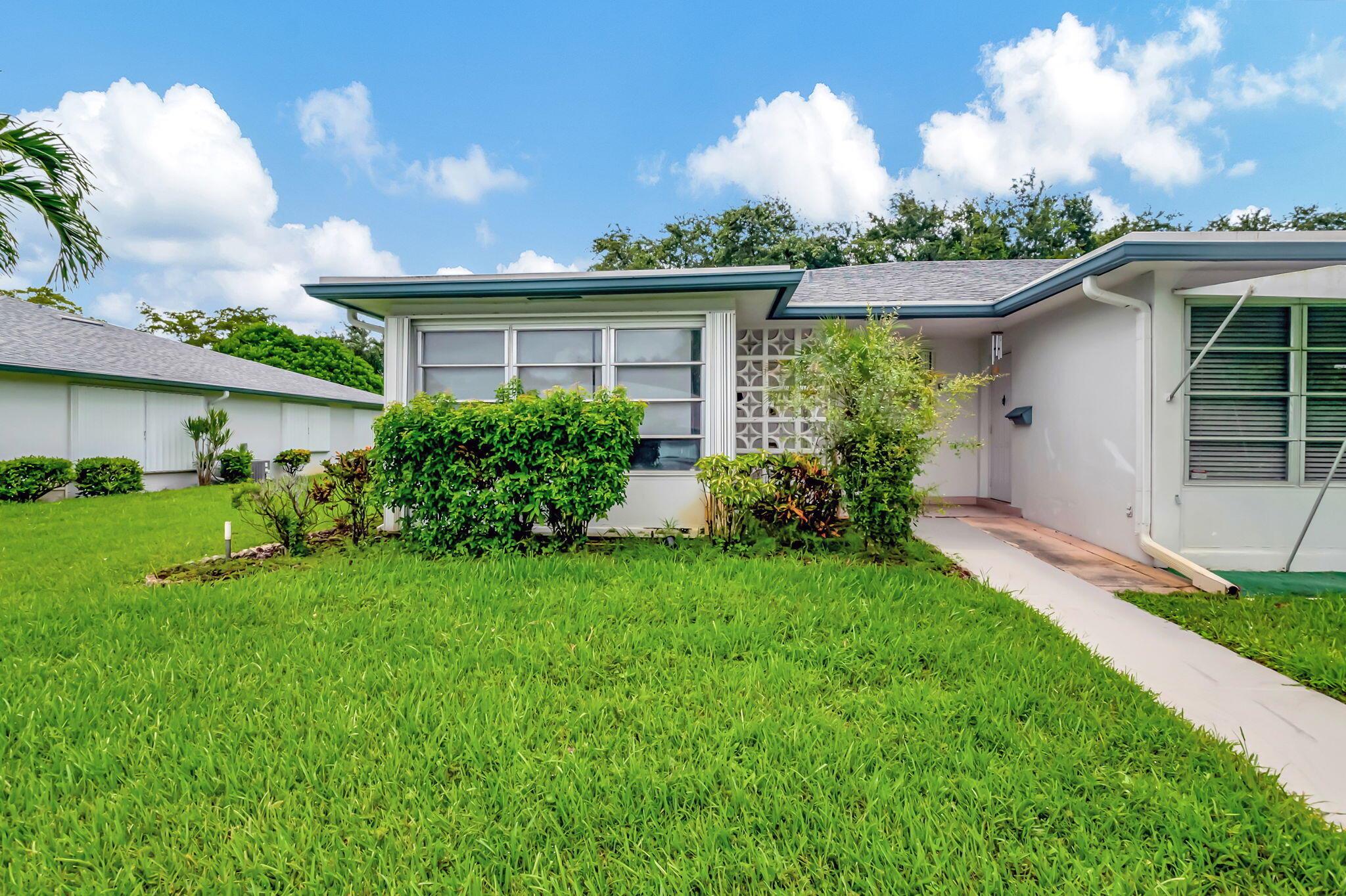1217 S Drive Way A