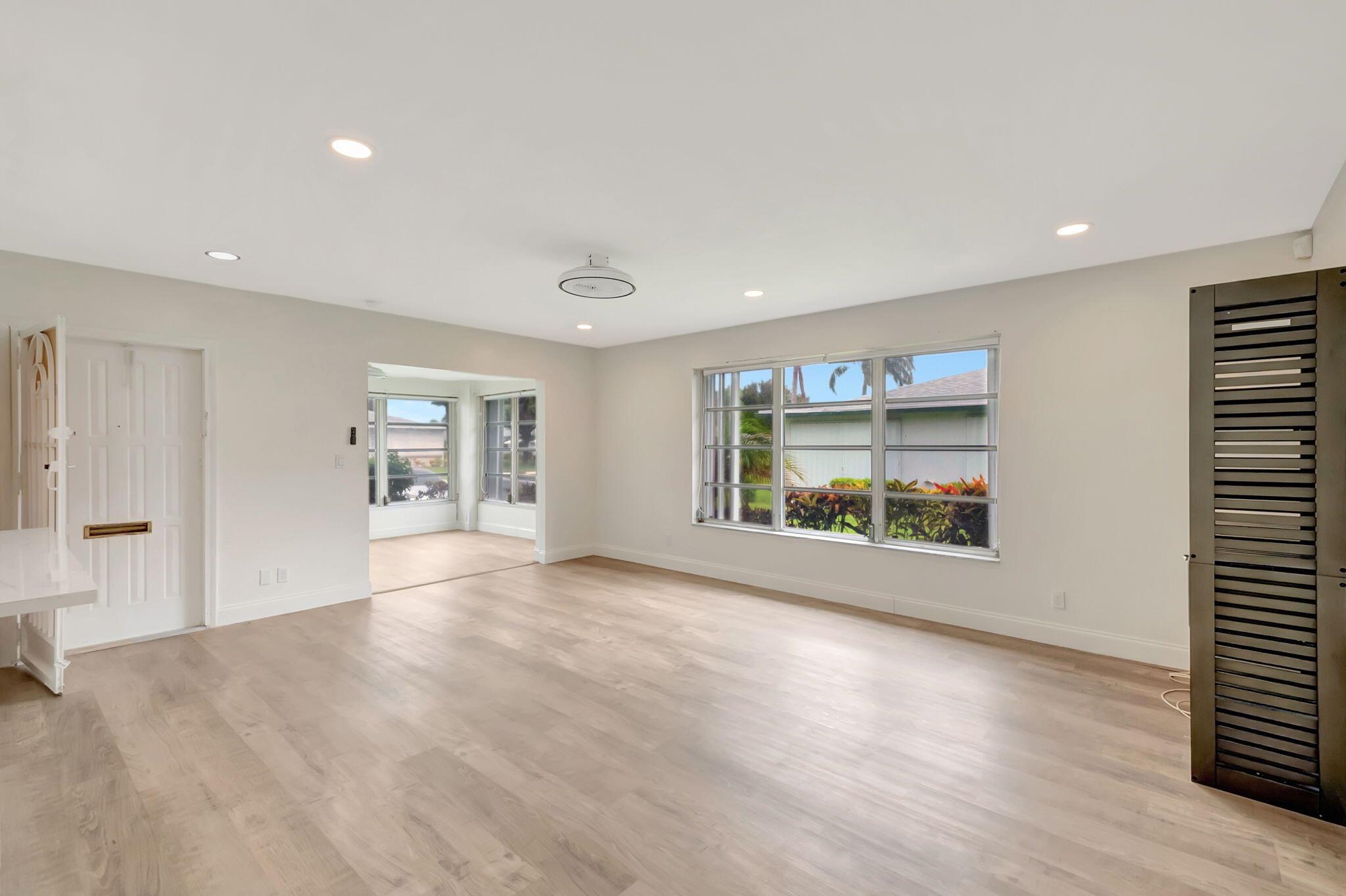1217 S Drive Way A