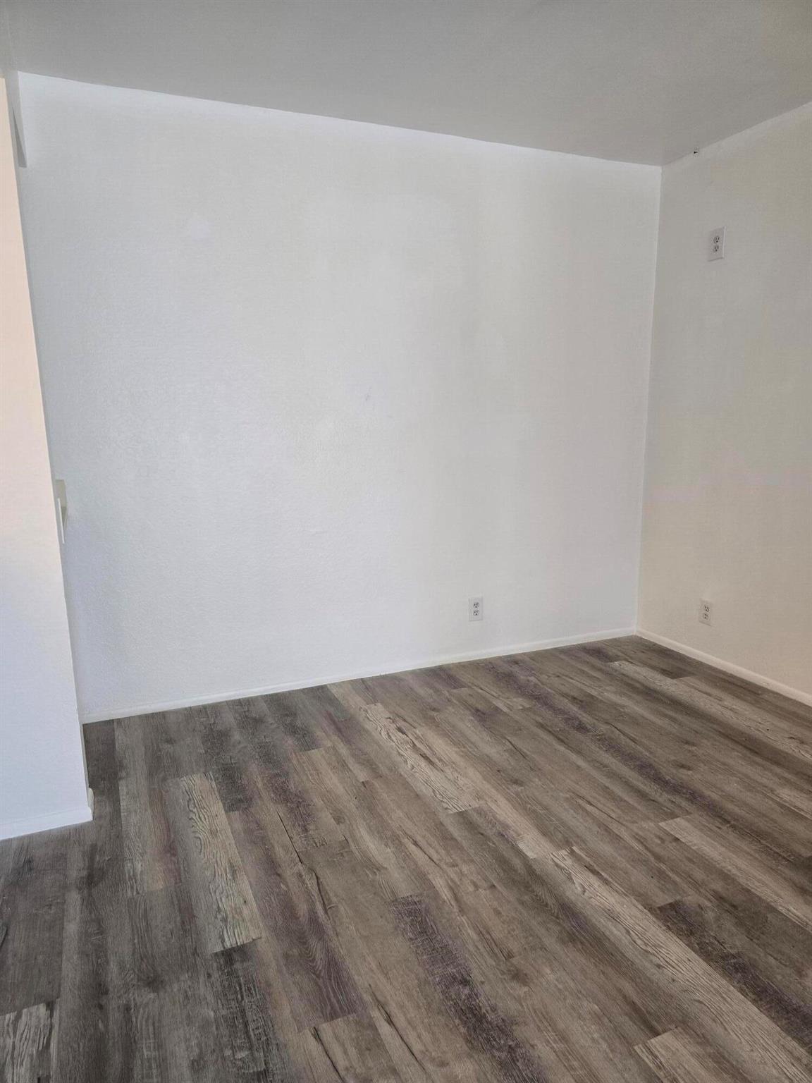 MIDPORT PLACE I, A CONDOM - Residential Lease