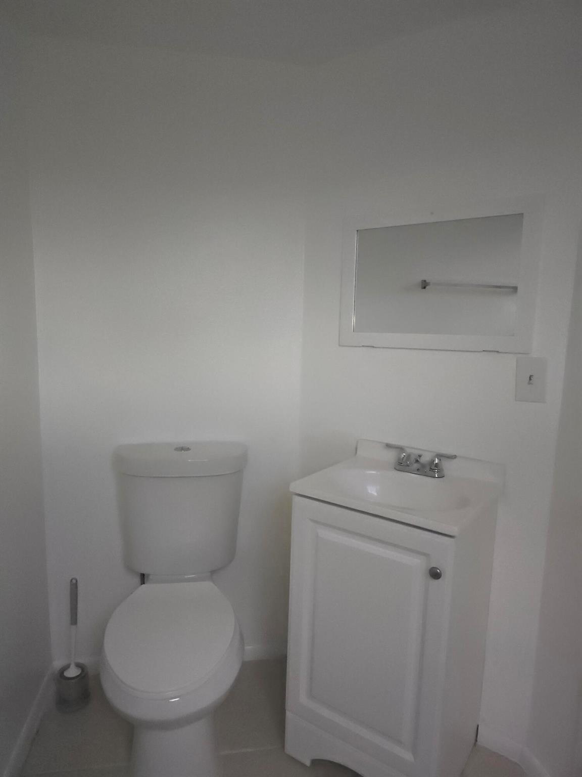 MIDPORT PLACE I, A CONDOM - Residential Lease