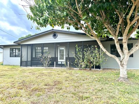 Single Family Residence in Okeechobee FL 1202 8th Drive Dr.jpg